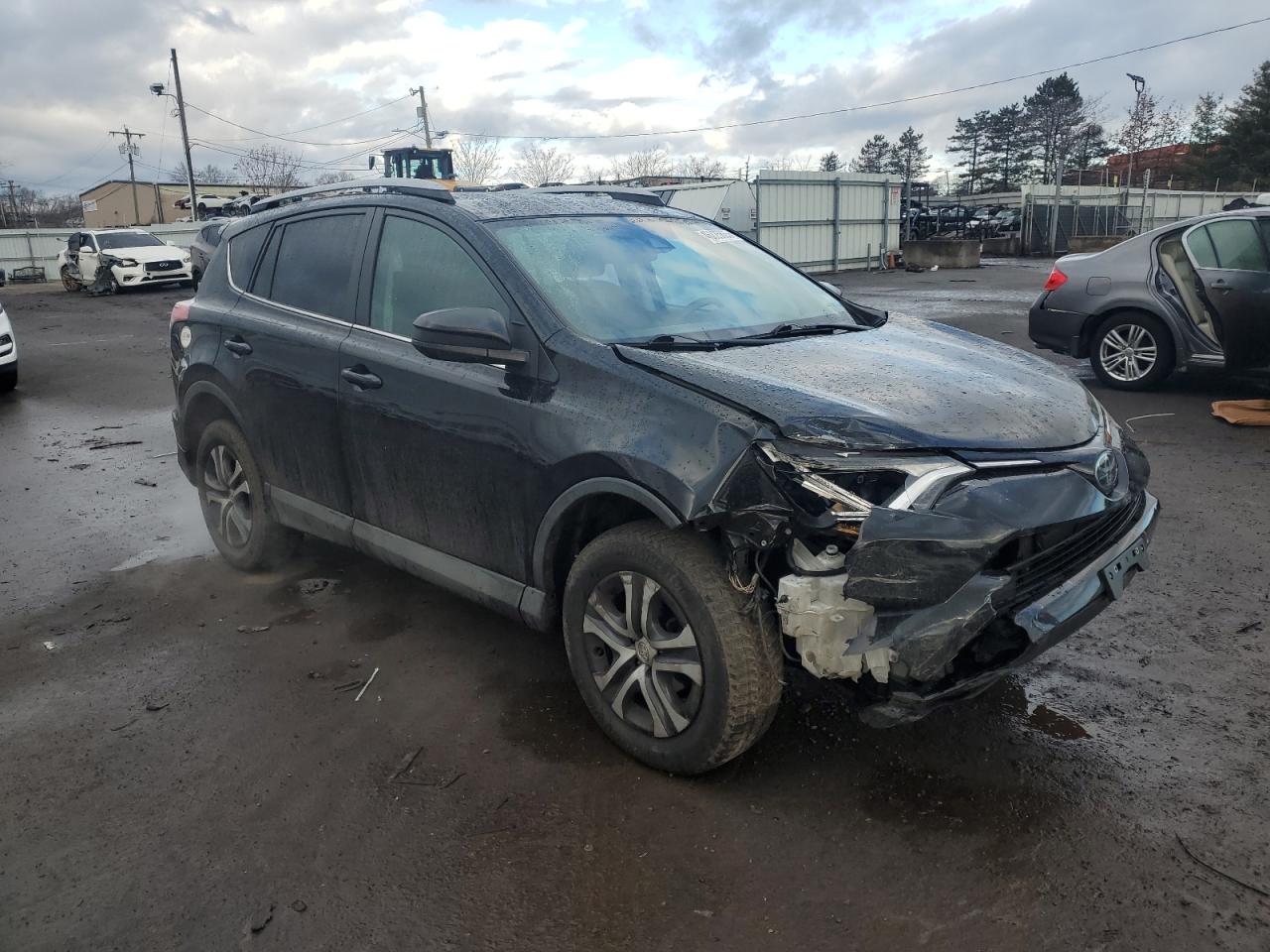 2018 Toyota RAV 4 - Image 4