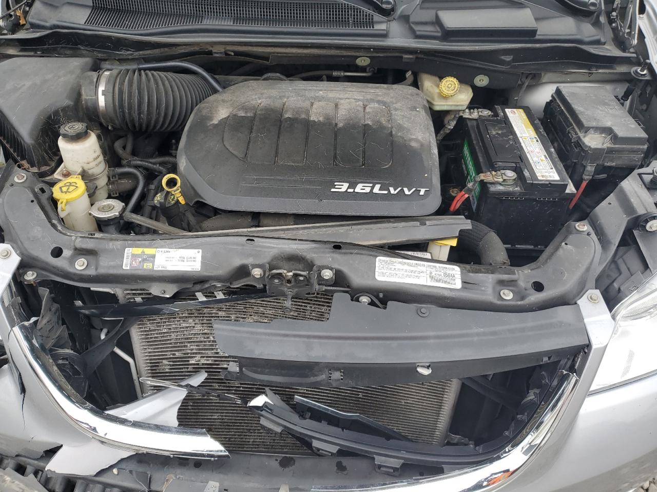 2014 Chrysler Town & Country - Image 12