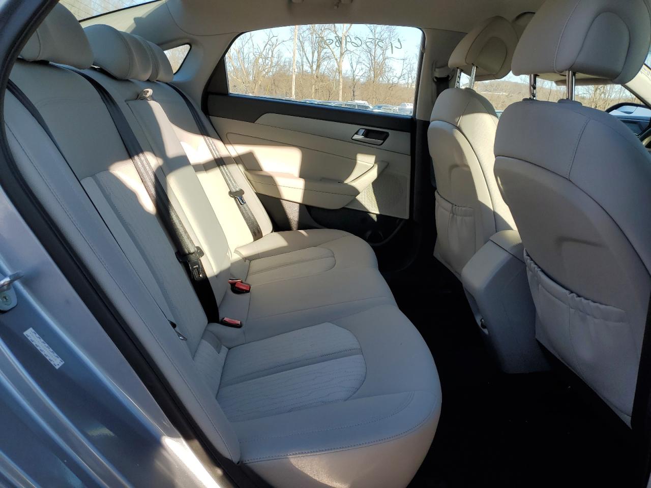 2016 Hyundai Sonata - Image 10