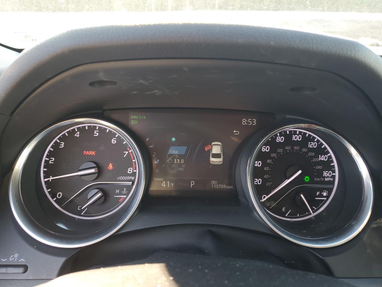 2019 Toyota Camry - Image 9