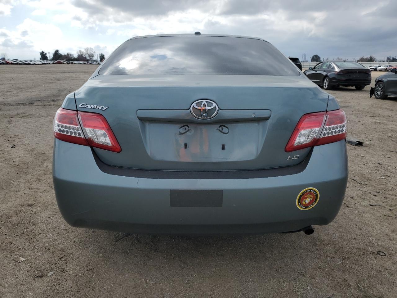 2011 Toyota Camry - Image 6