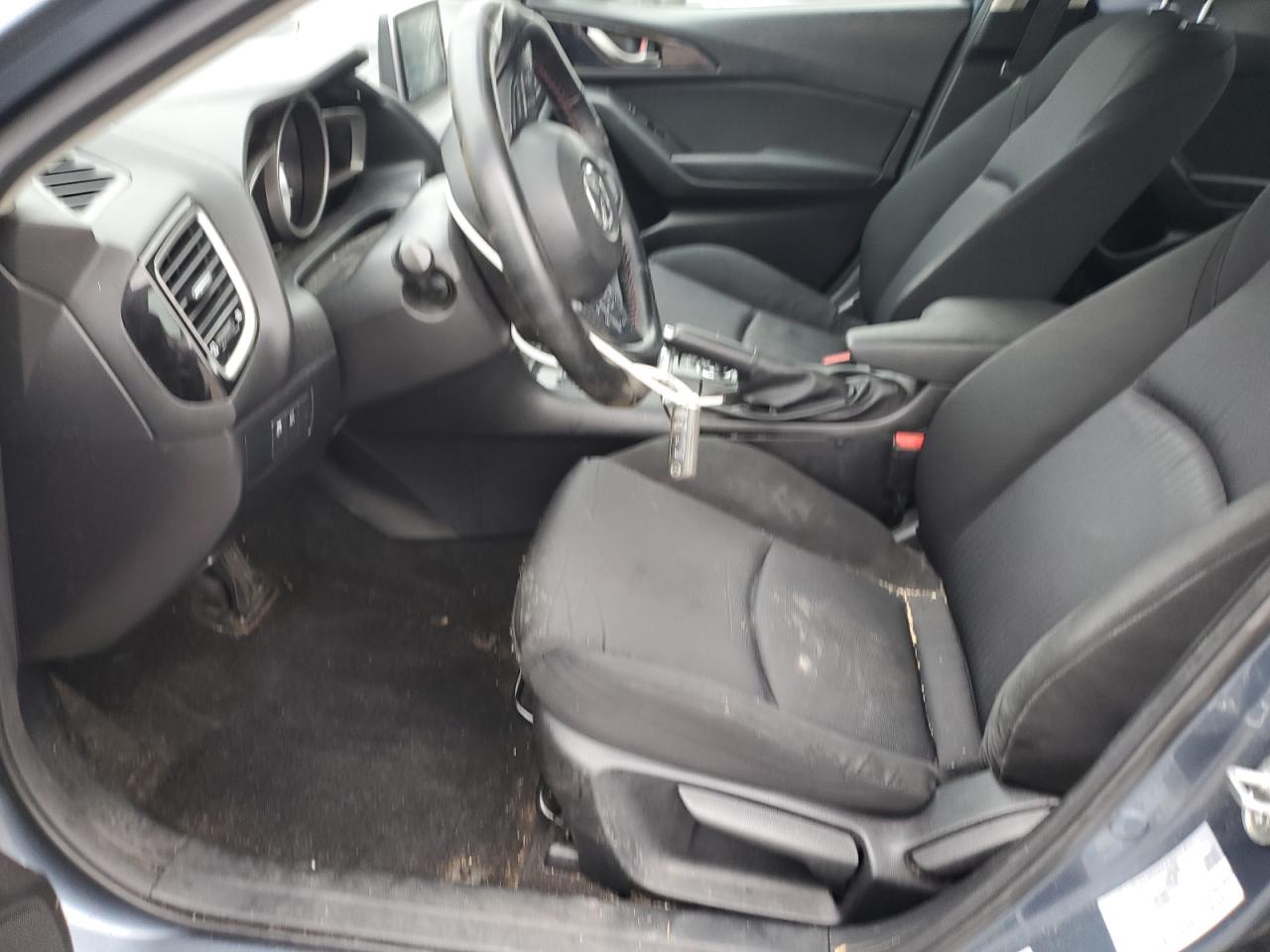 2015 Mazda 3 - Image 7