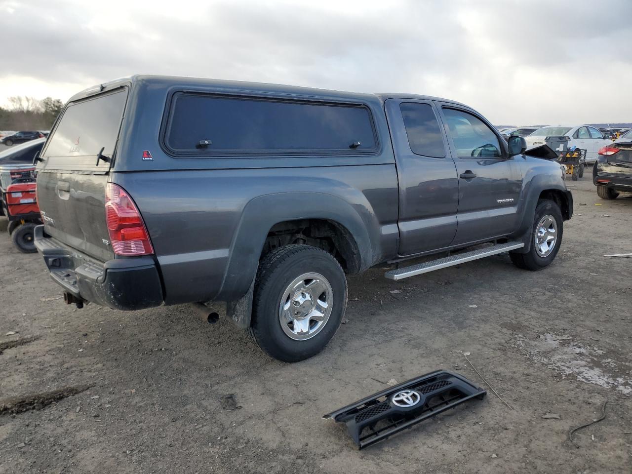 2012 Toyota Tacoma - Image 3