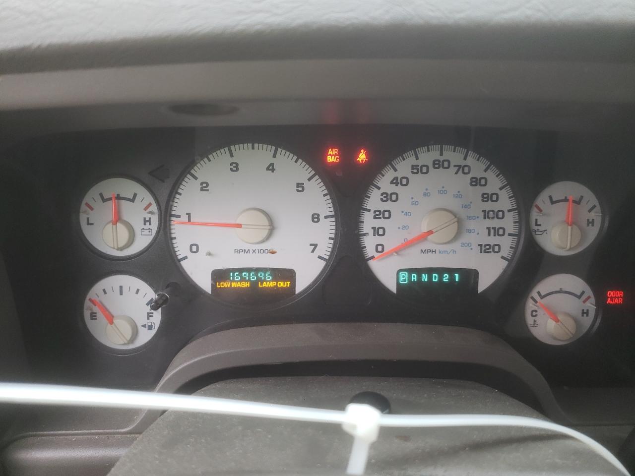2005 Dodge RAM - Image 9