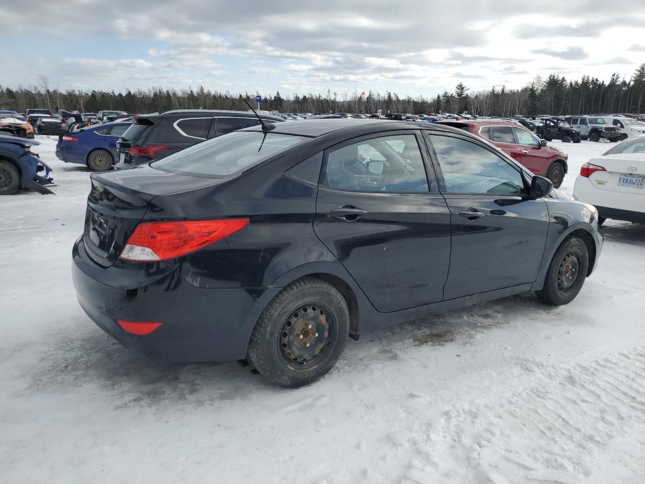 2014 Hyundai Accent - Image 3