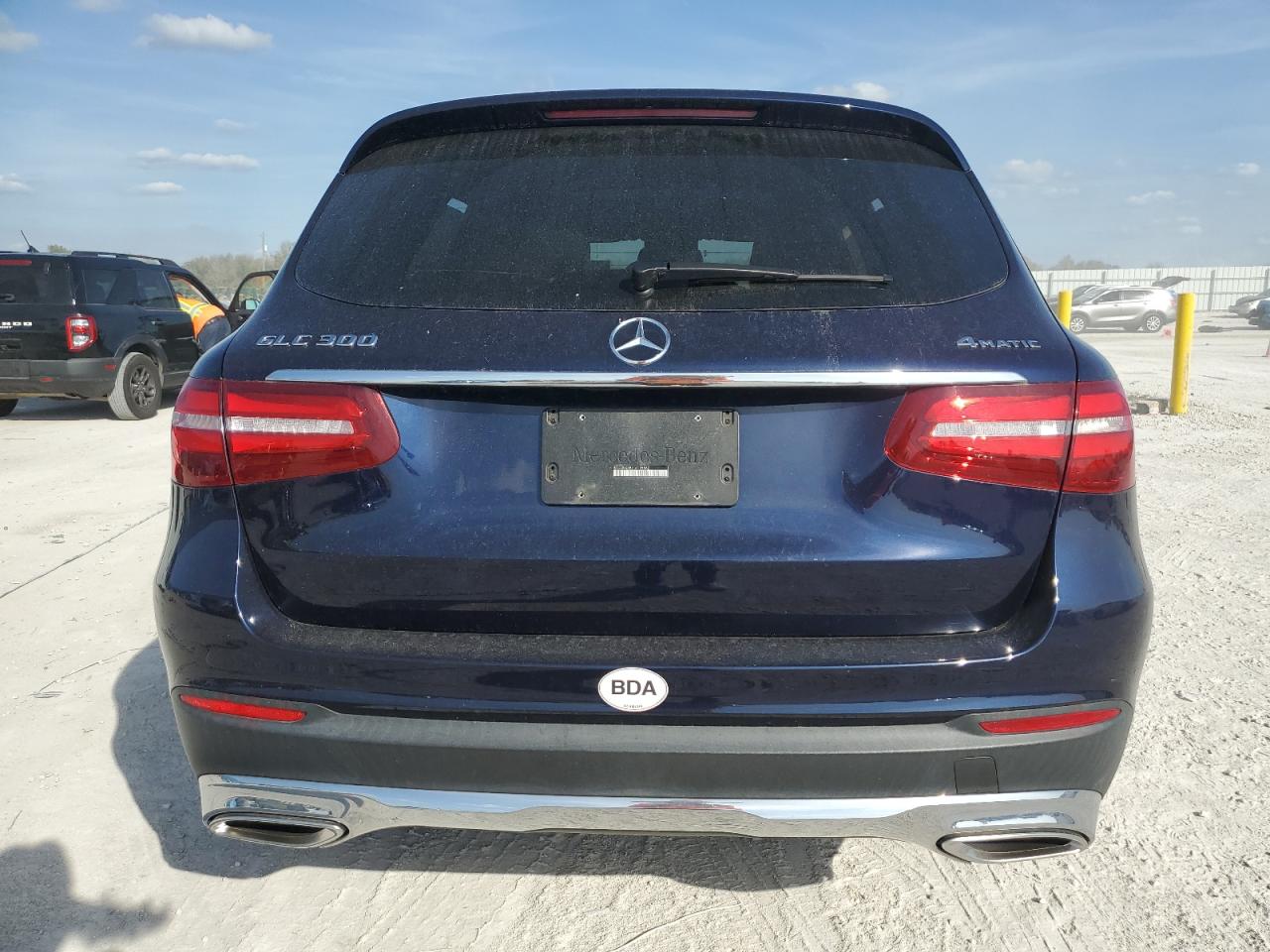 2018 Mercedes-Benz GLC - Image 6