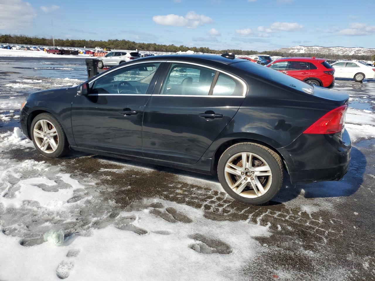 2015 Volvo S60 - Image 2