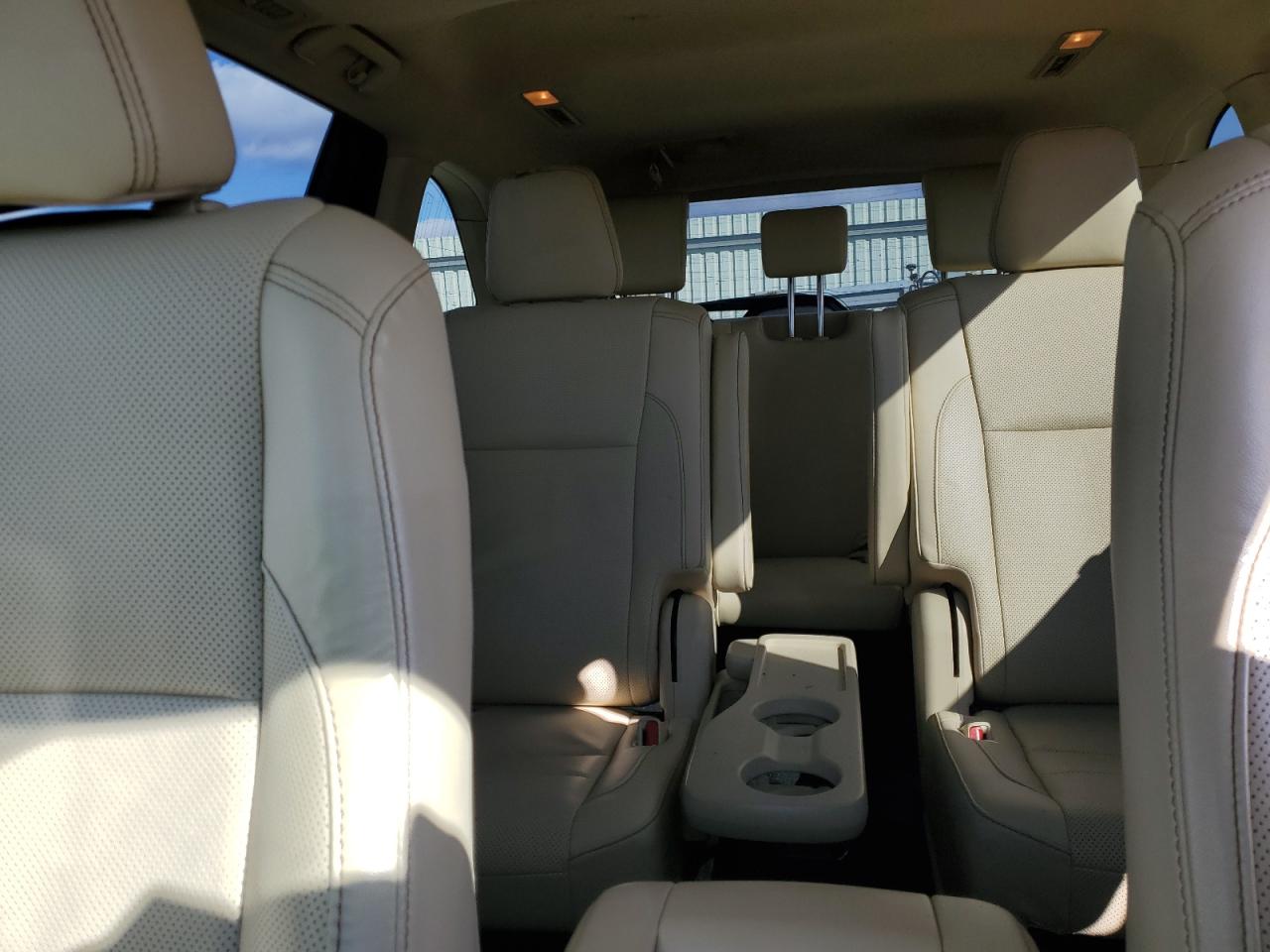 2019 Toyota Highlander - Image 10