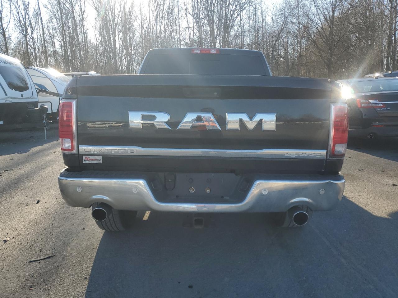 2017 RAM 1500 - Image 6