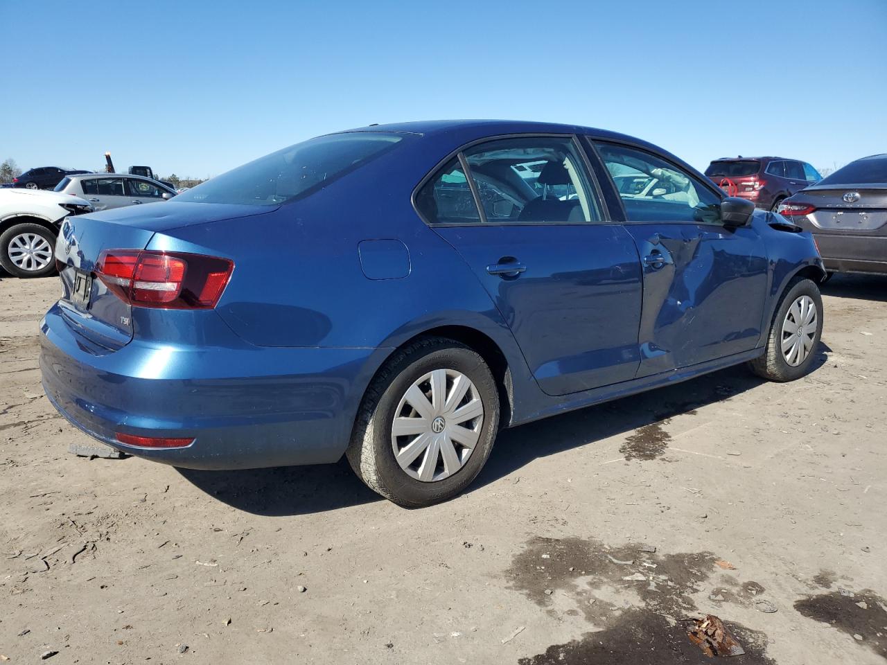 2016 Volkswagen Jetta - Image 3