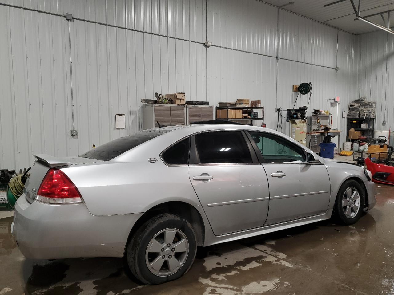 2009 Chevrolet Impala - Image 3