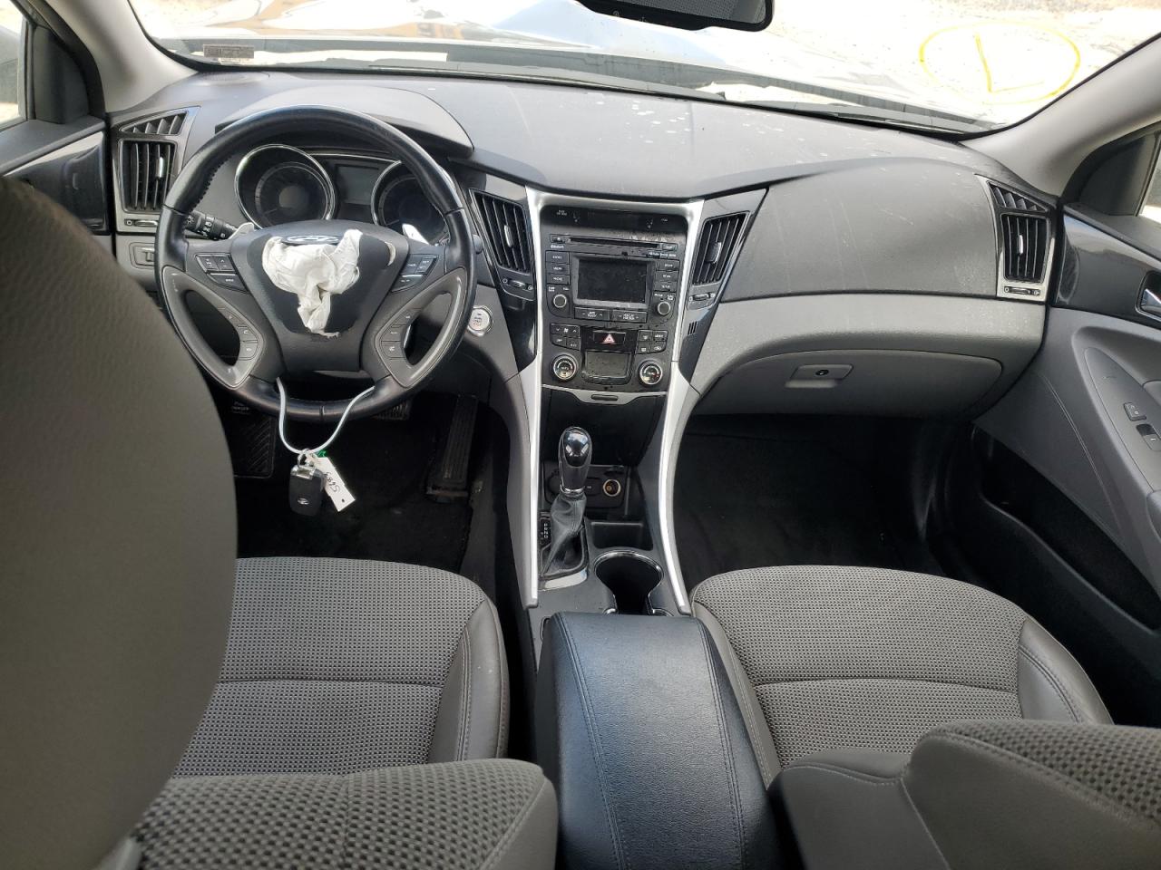 2014 Hyundai Sonata - Image 8