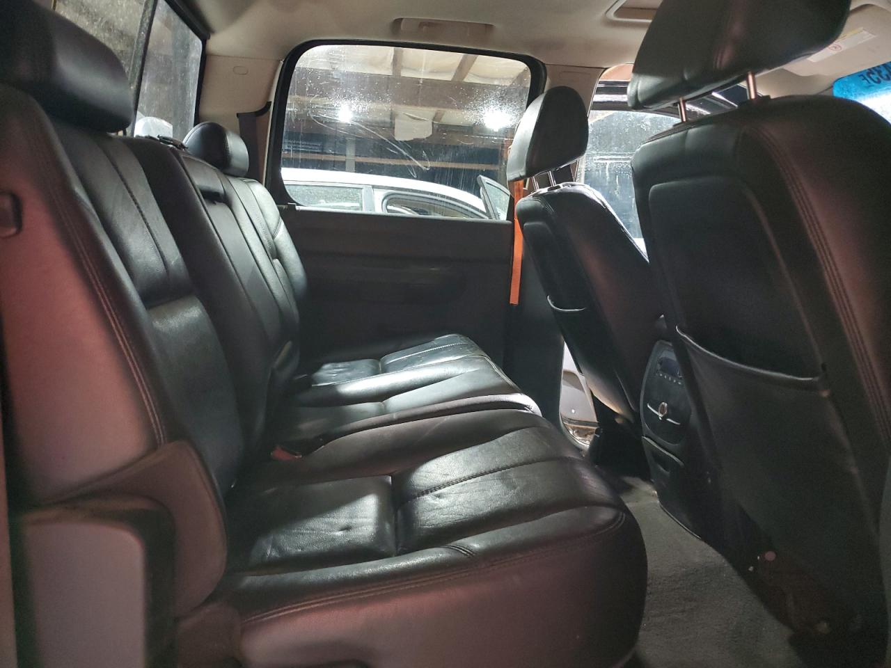 2007 GMC Sierra - Image 11