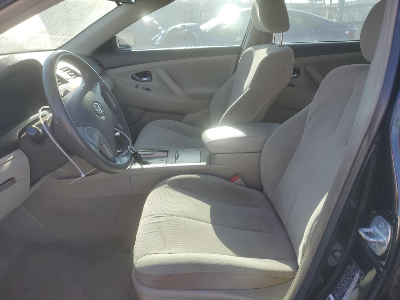 2010 Toyota Camry - Image 7
