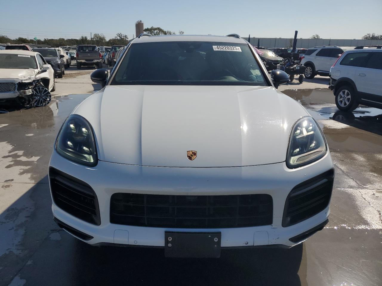2020 Porsche Cayenne - Image 5