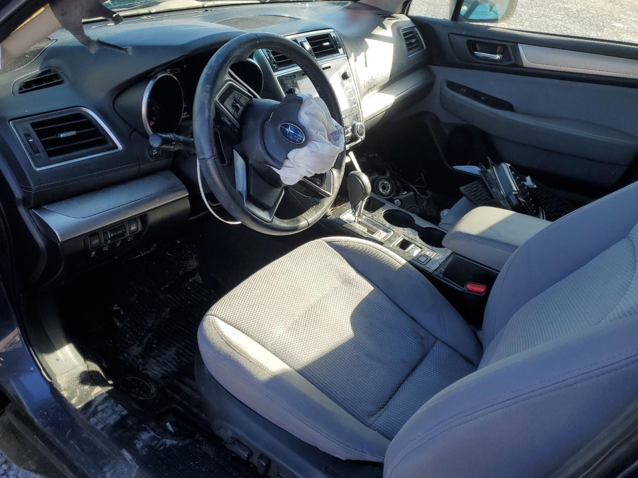 2018 Subaru Outback - Image 8