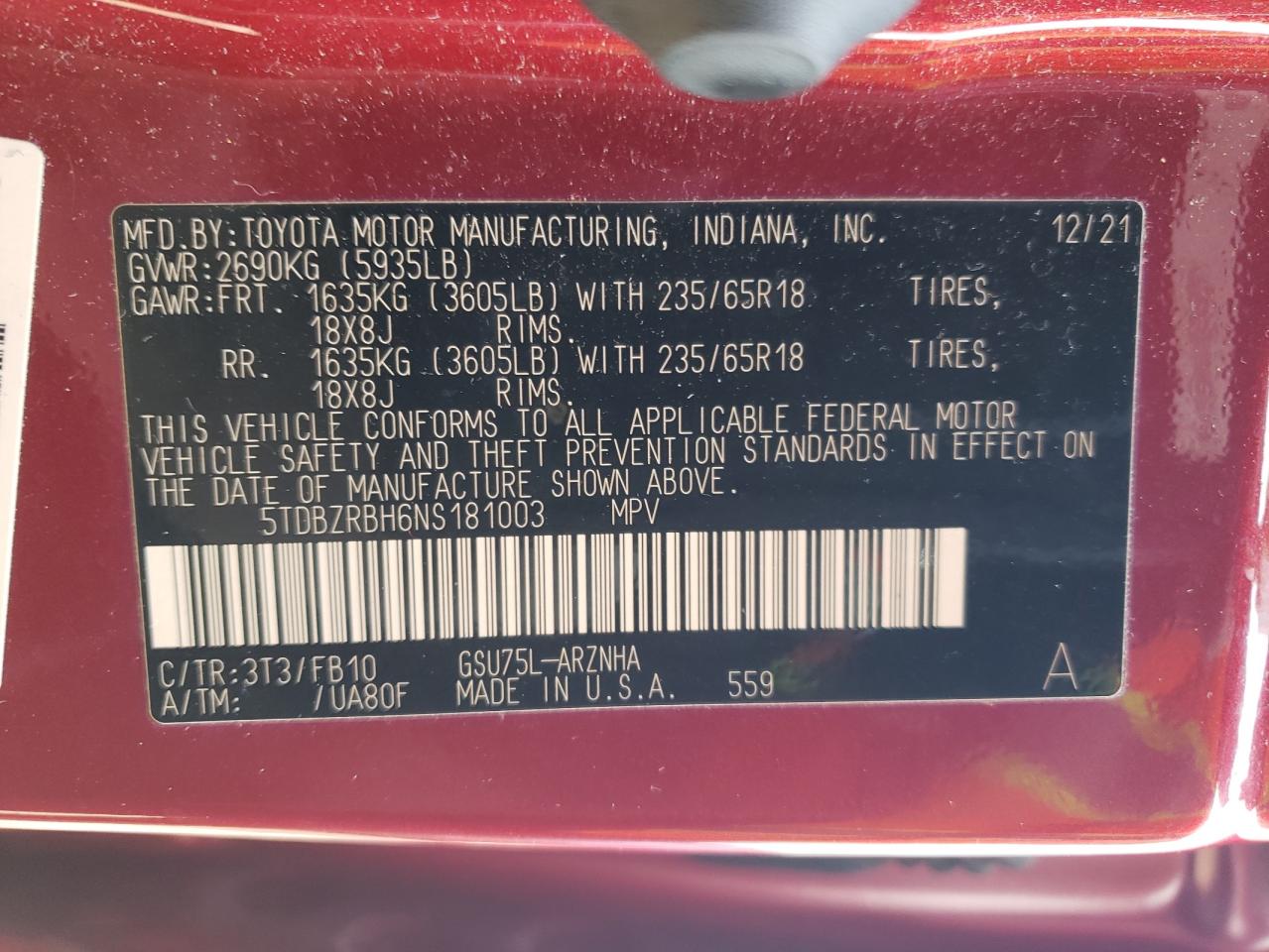 2022 Toyota Highlander - Image 13