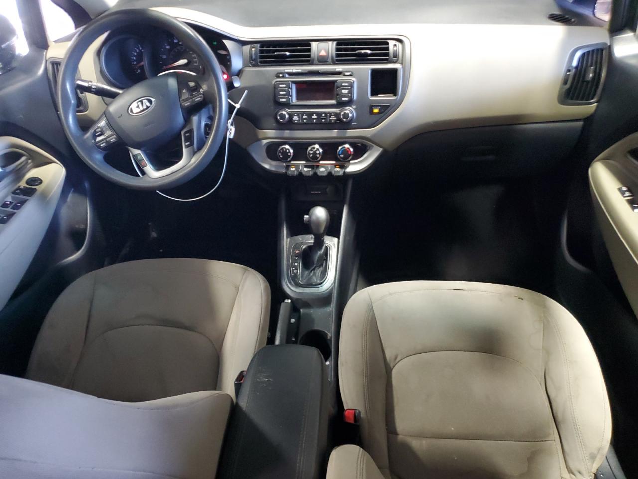 2015 Kia Rio - Image 8