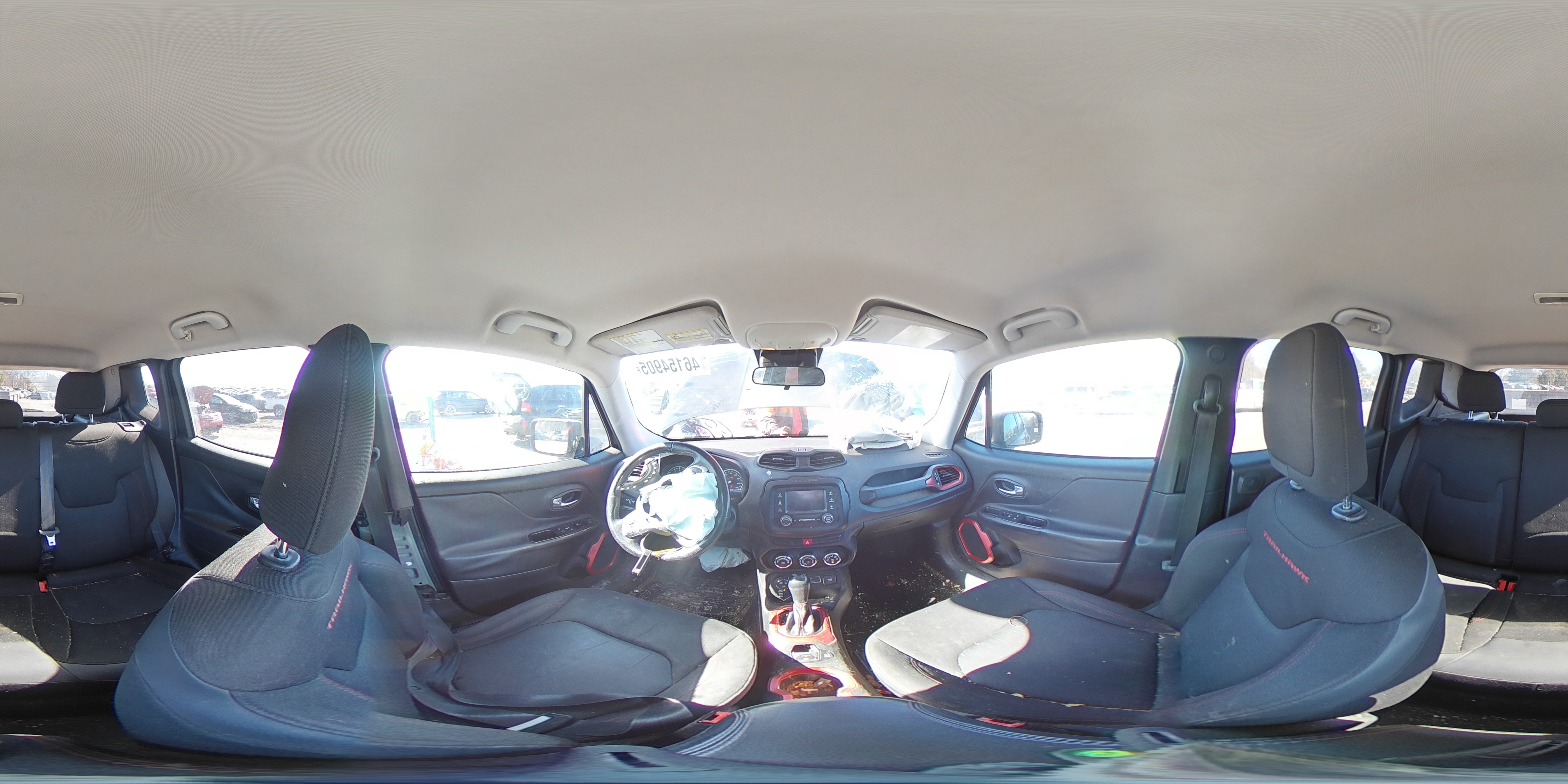 2015 Jeep Renegade - Image 14
