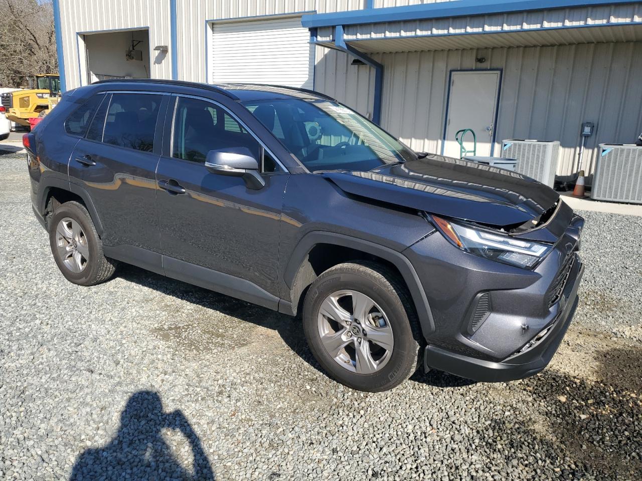 2022 Toyota RAV 4 - Image 4