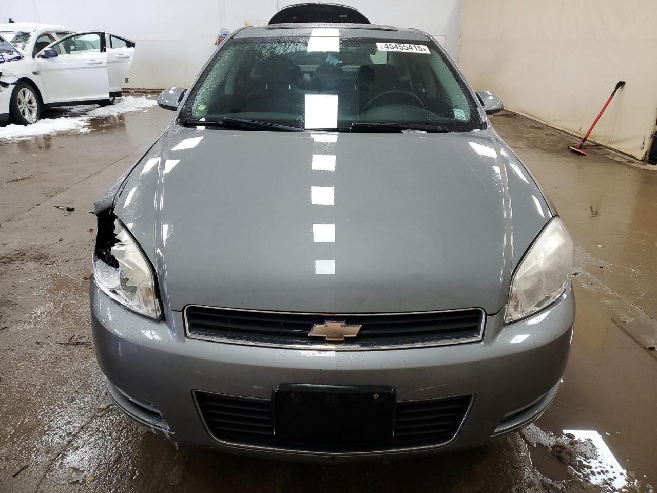 2008 Chevrolet Impala - Image 5
