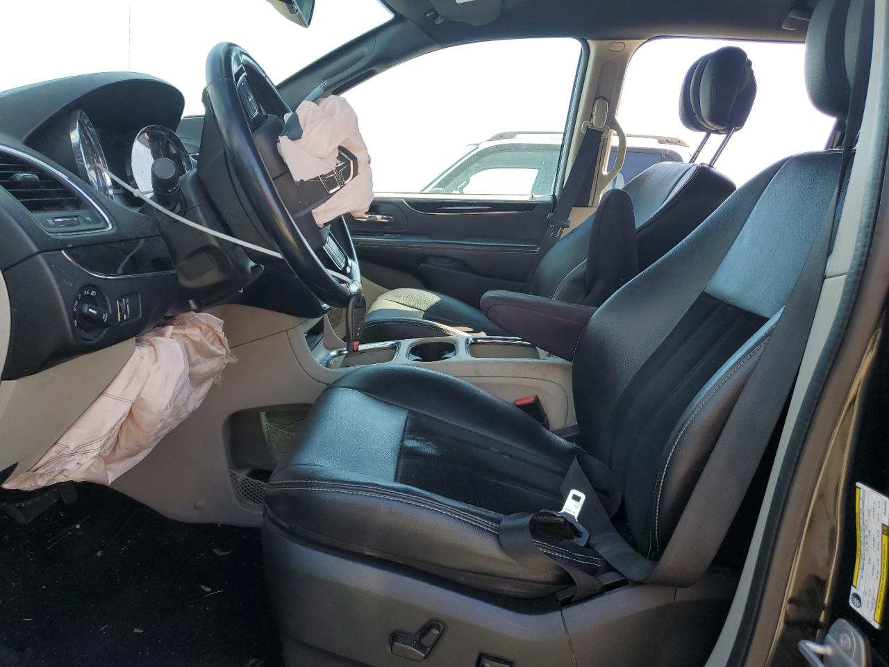 2018 Dodge Caravan - Image 7