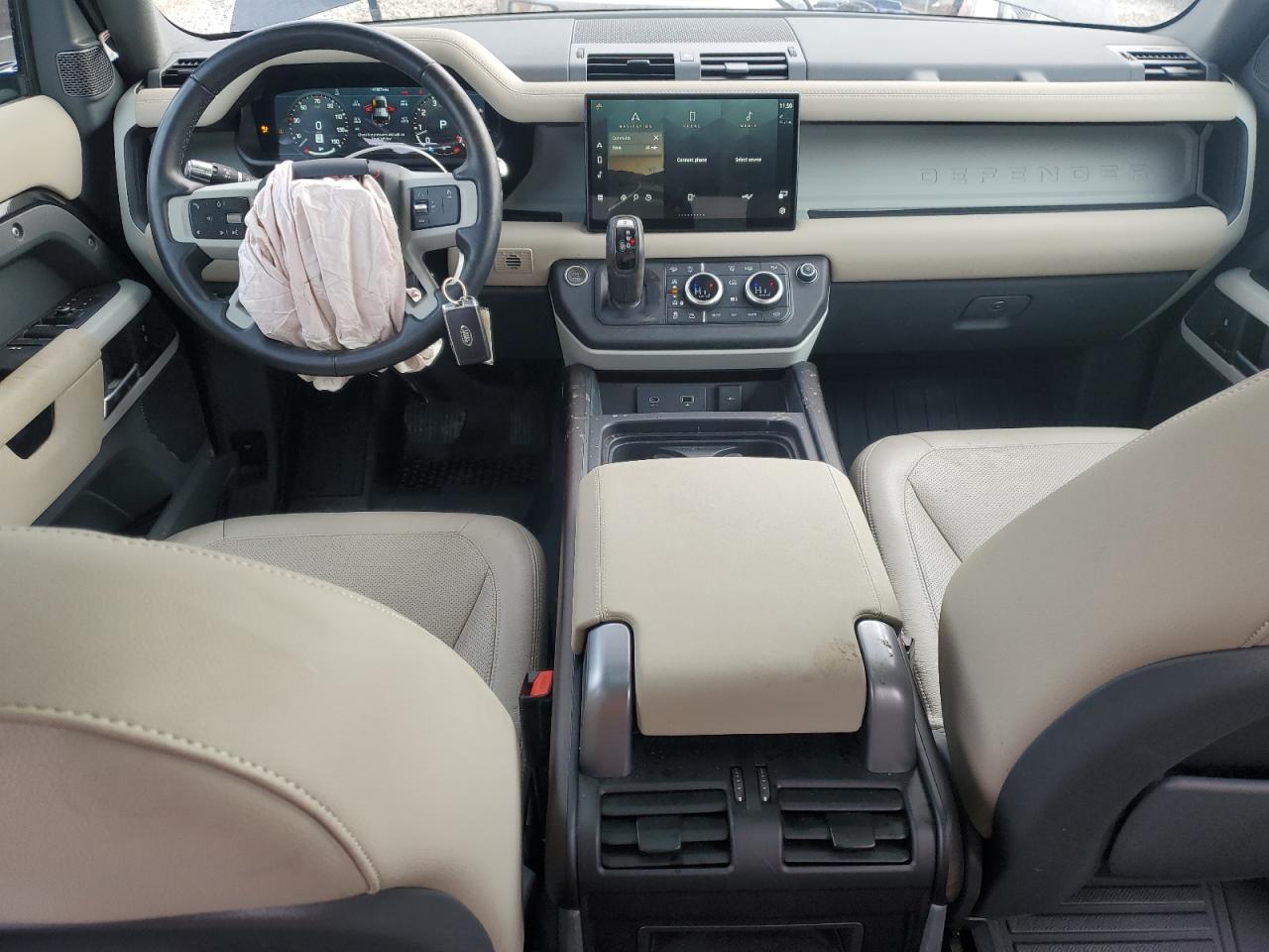 2022 Land Rover Defender - Image 8