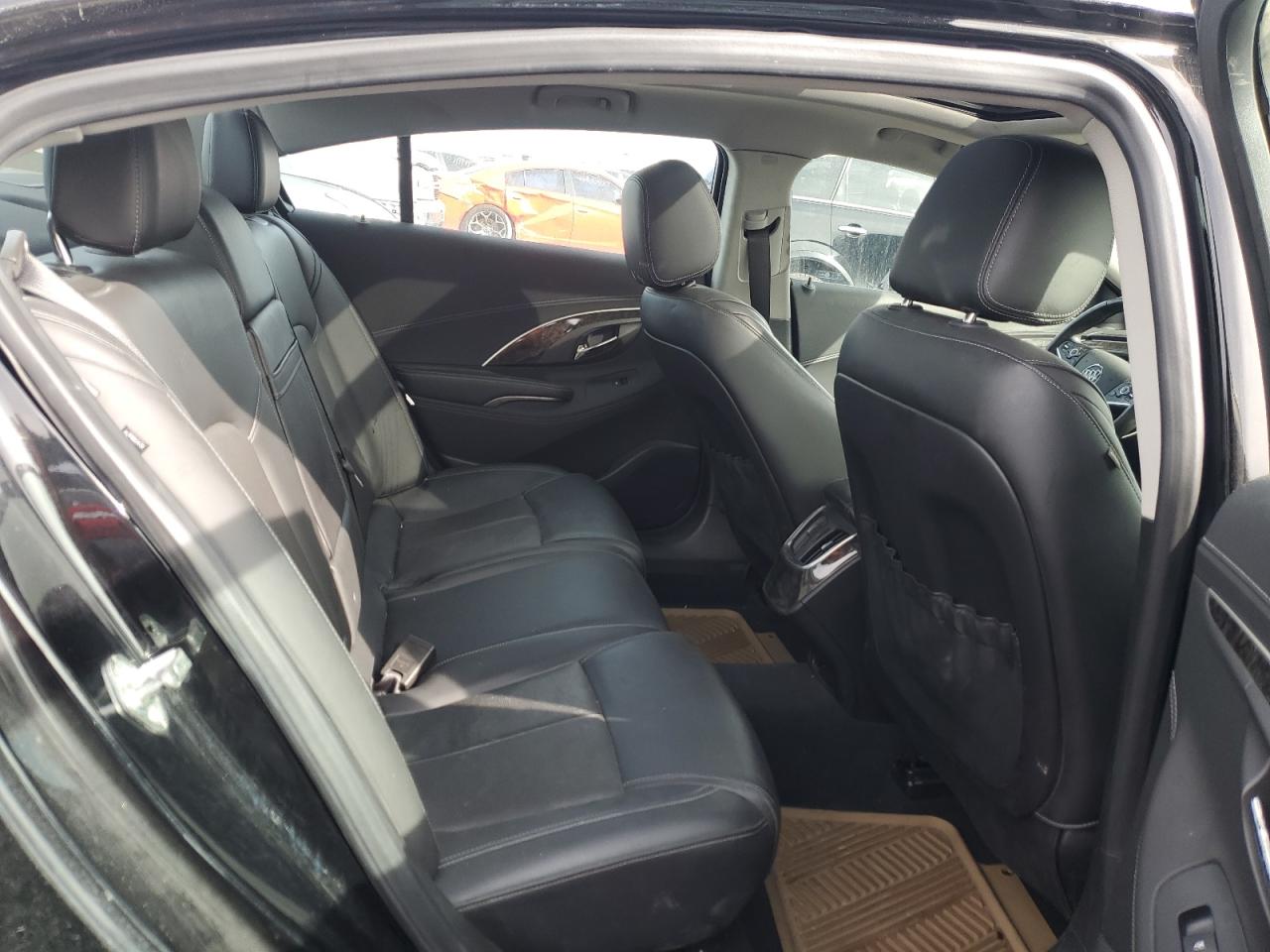 2016 Buick LaCrosse - Image 10