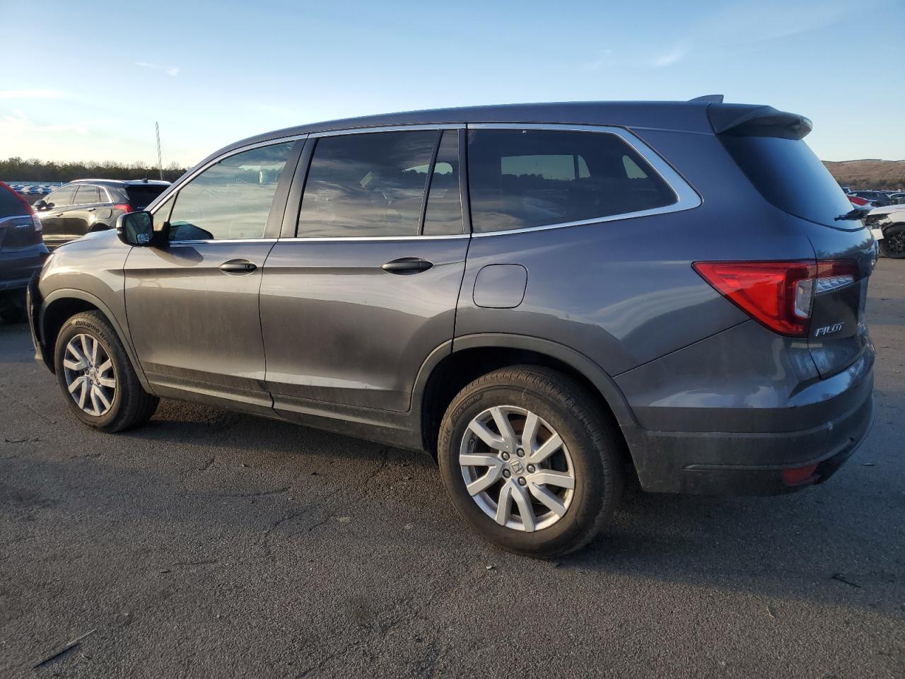 2019 Honda Pilot - Image 2