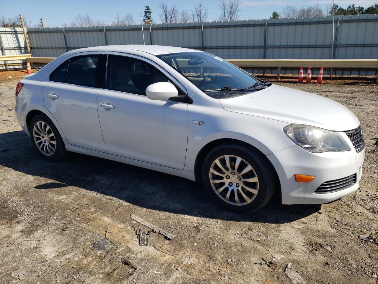 2013 Suzuki Kizashi - Image 4