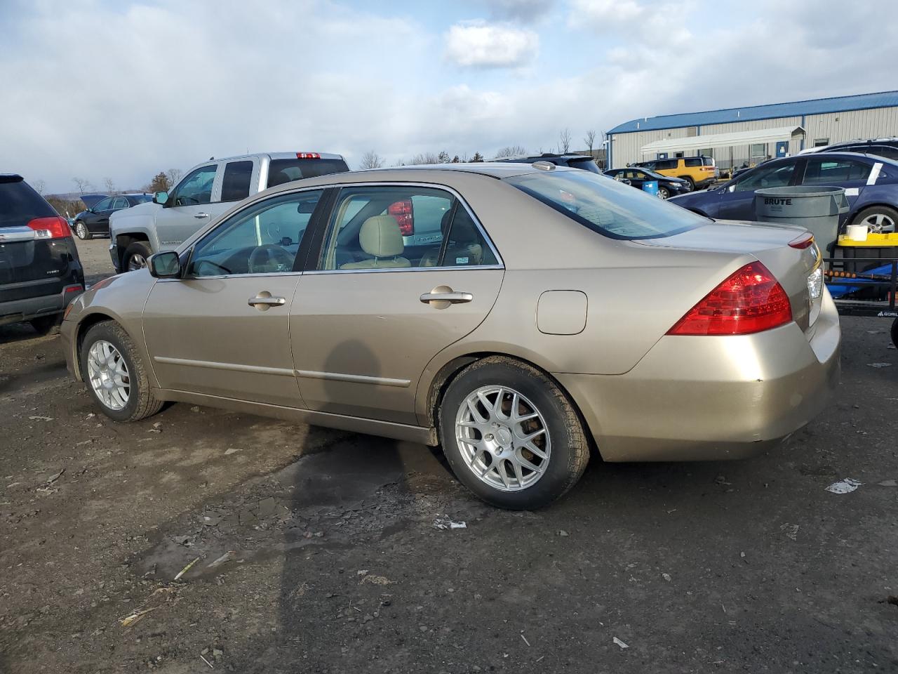 2006 Honda Accord - Image 2