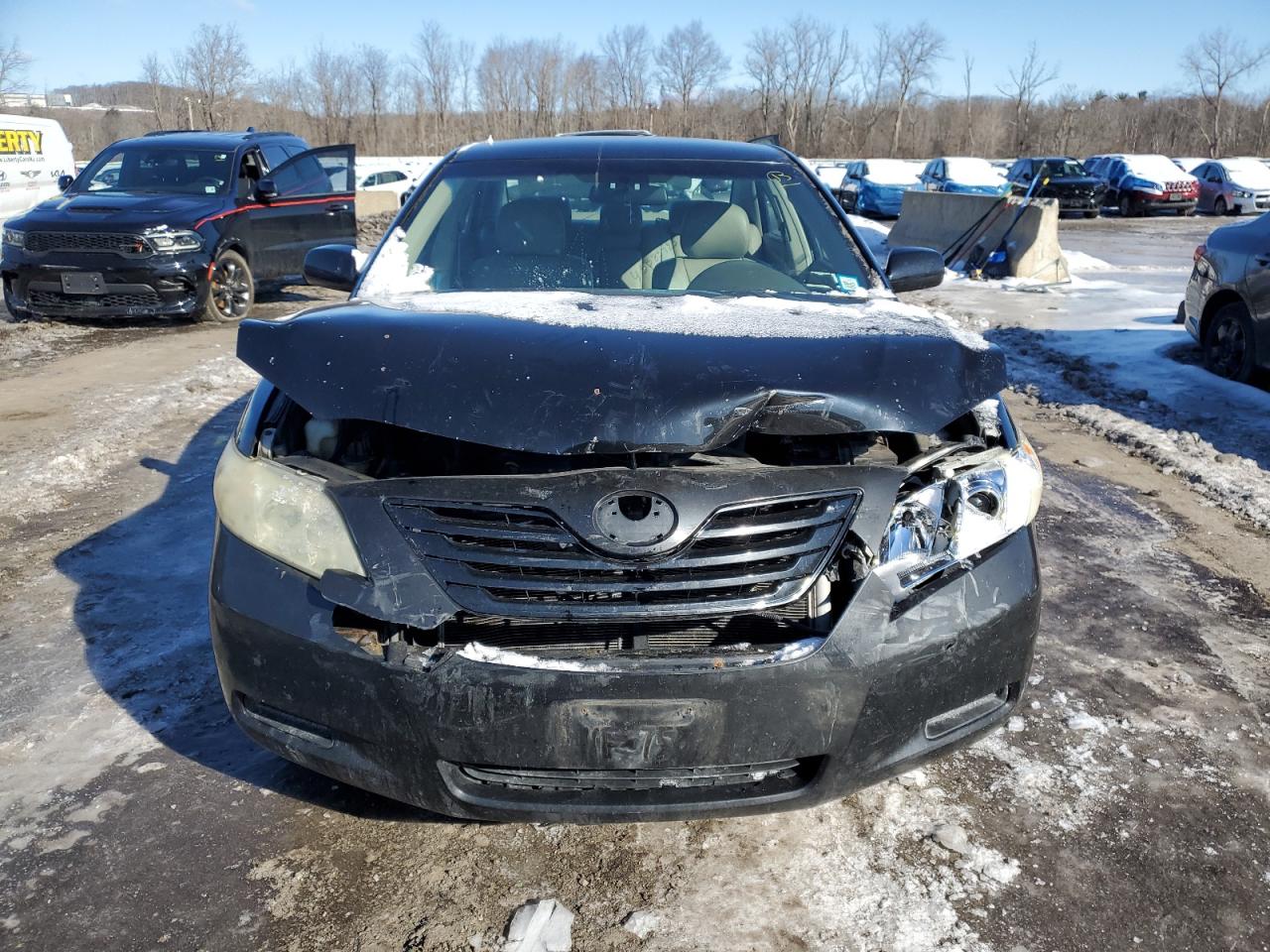 2009 Toyota Camry - Image 5