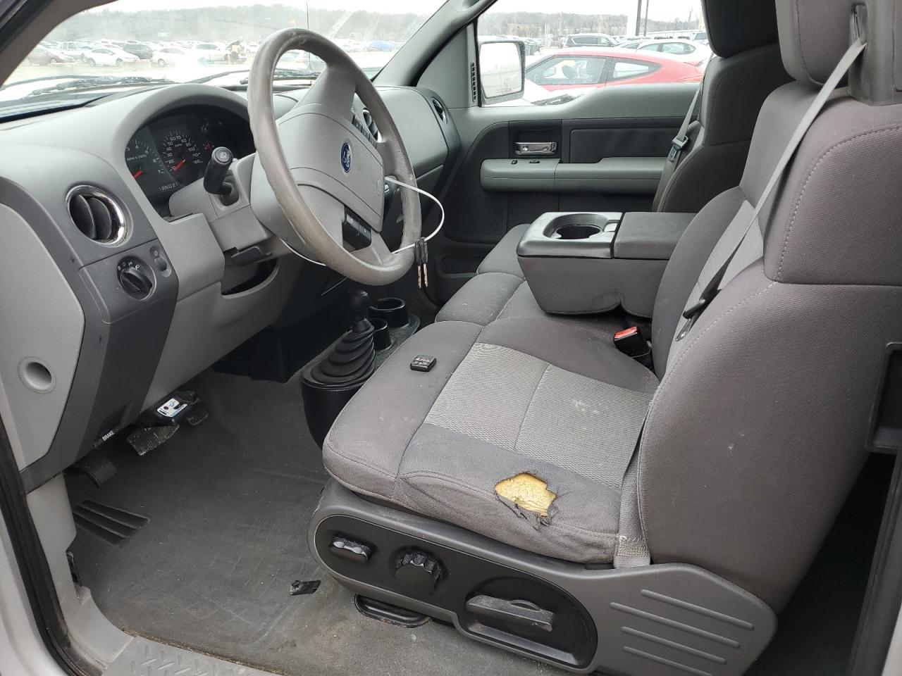 2004 Ford F-150 - Image 7