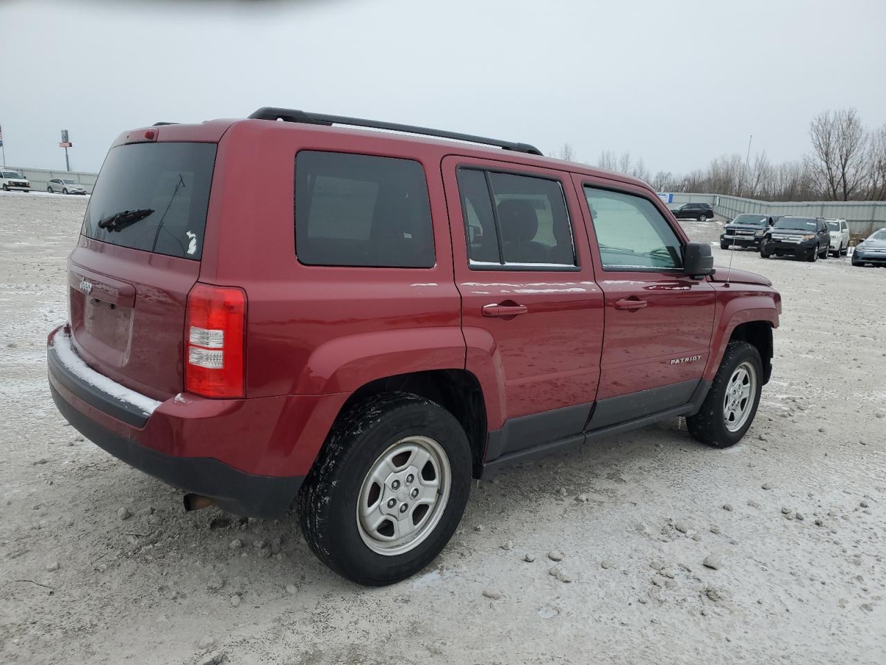 2017 Jeep Liberty (Patriot) - Image 3