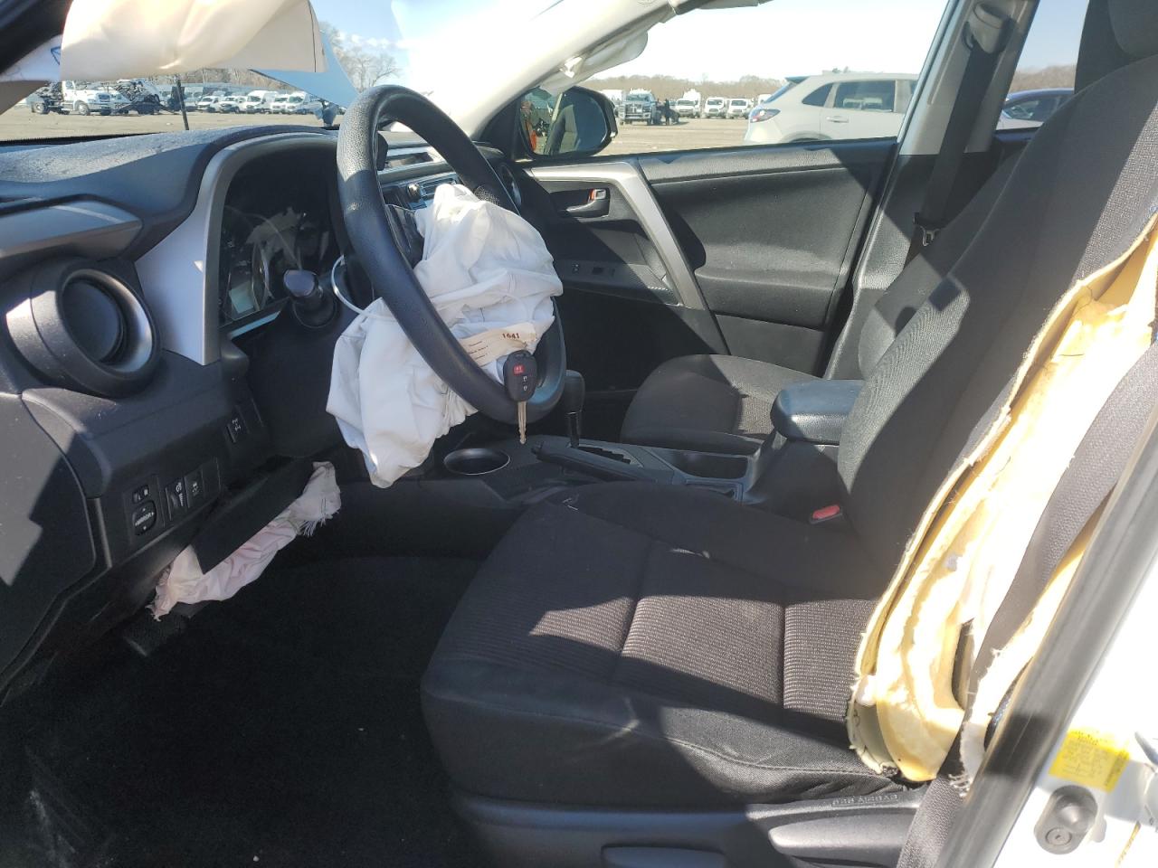 2015 Toyota RAV 4 - Image 7