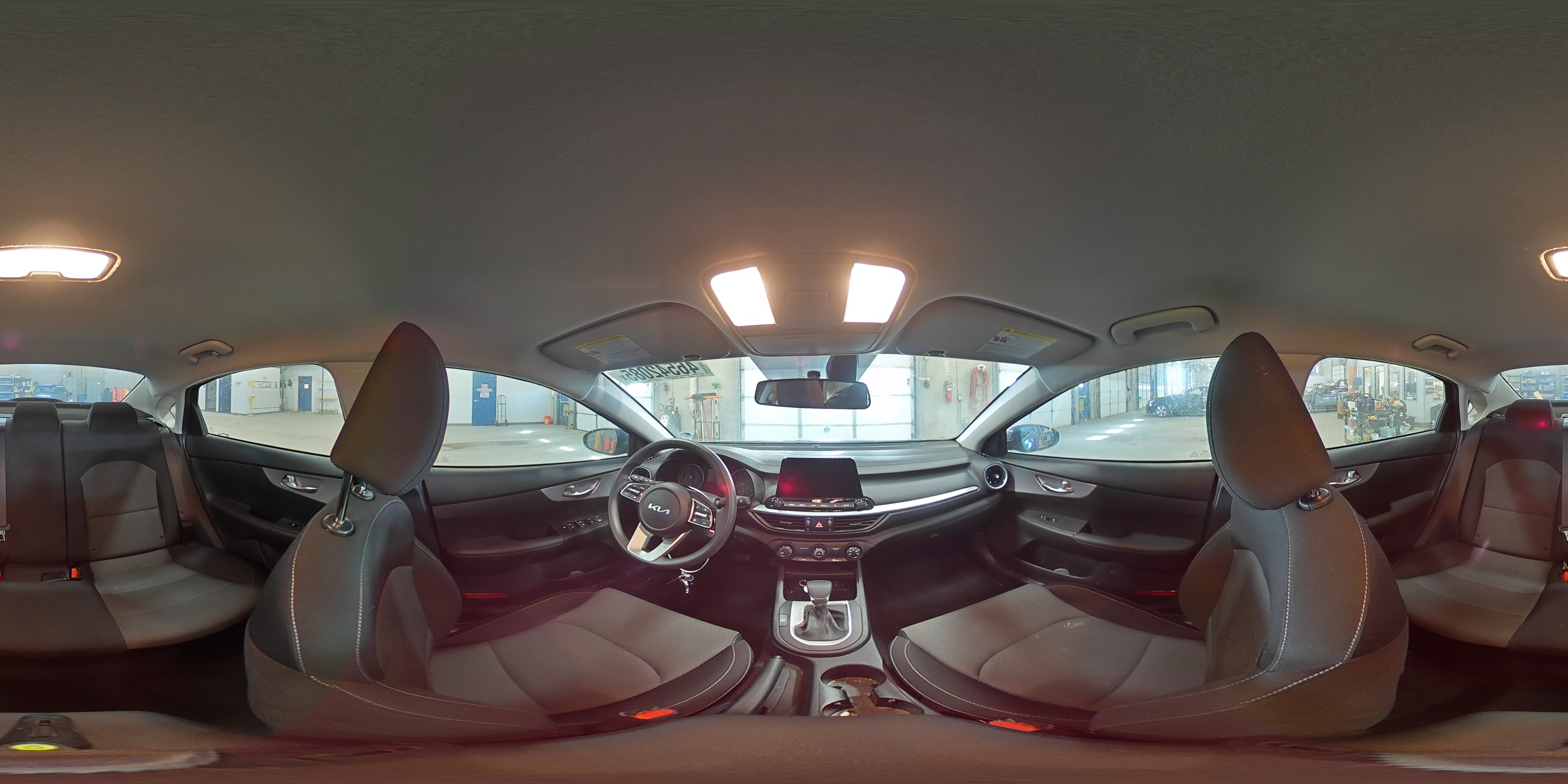 2024 Kia Forte - Image 13