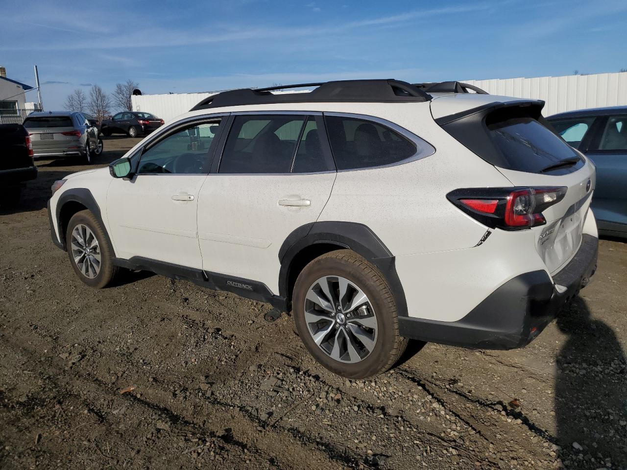 2024 Subaru Outback - Image 2