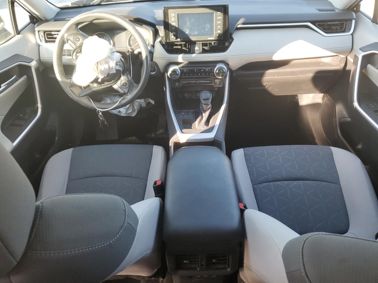 2021 Toyota RAV 4 - Image 8