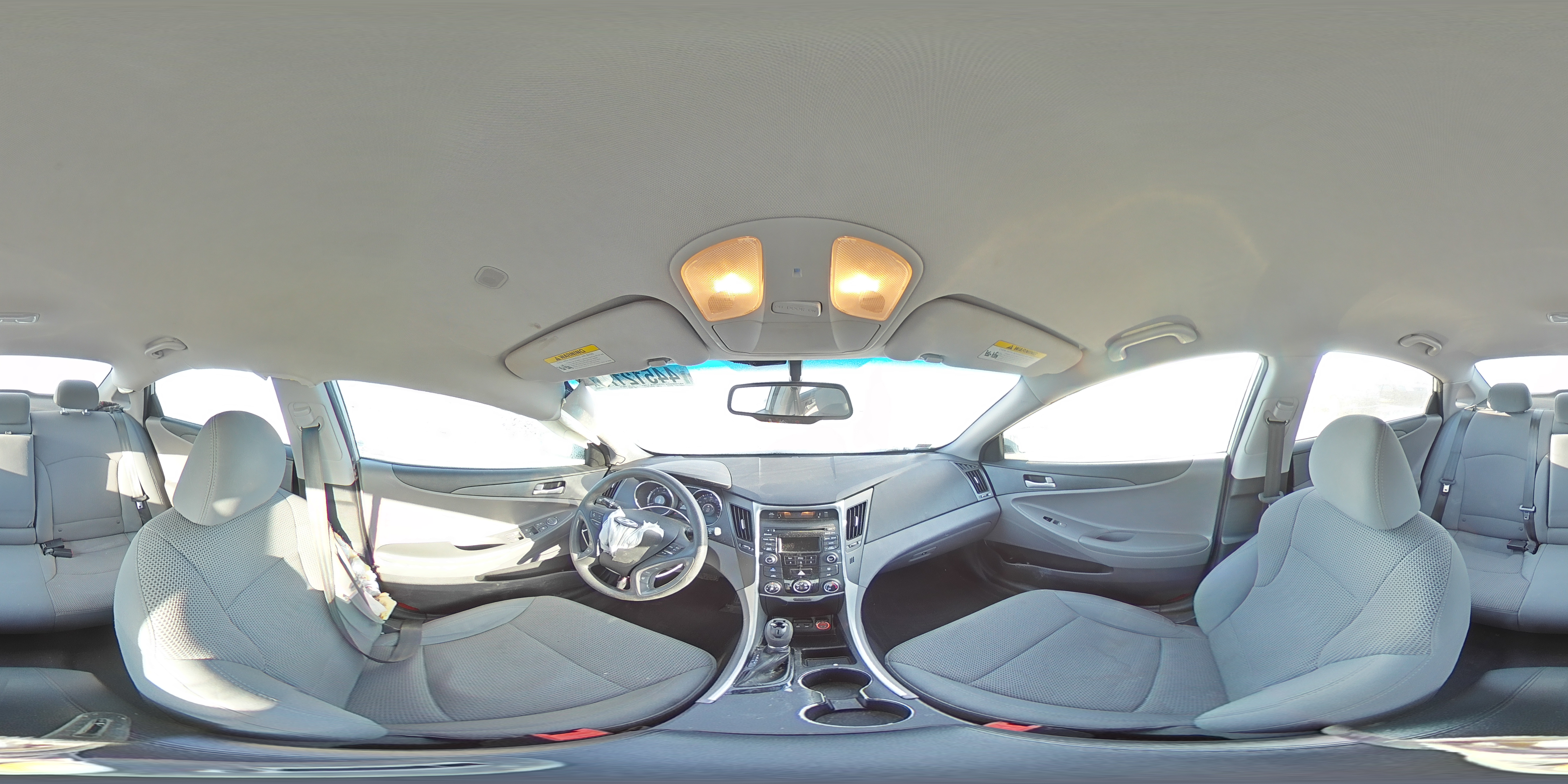 2014 Hyundai Sonata - Image 13