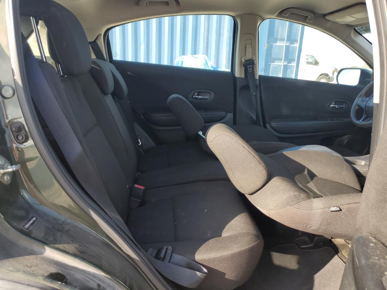 2016 Honda HR-V - Image 11