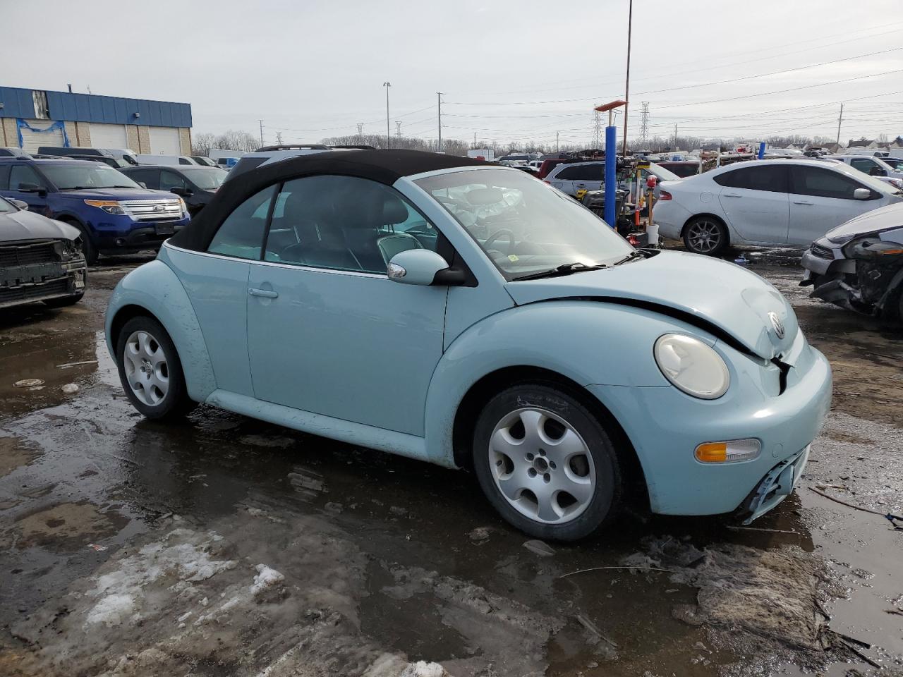 2003 Volkswagen Beetle - Image 4