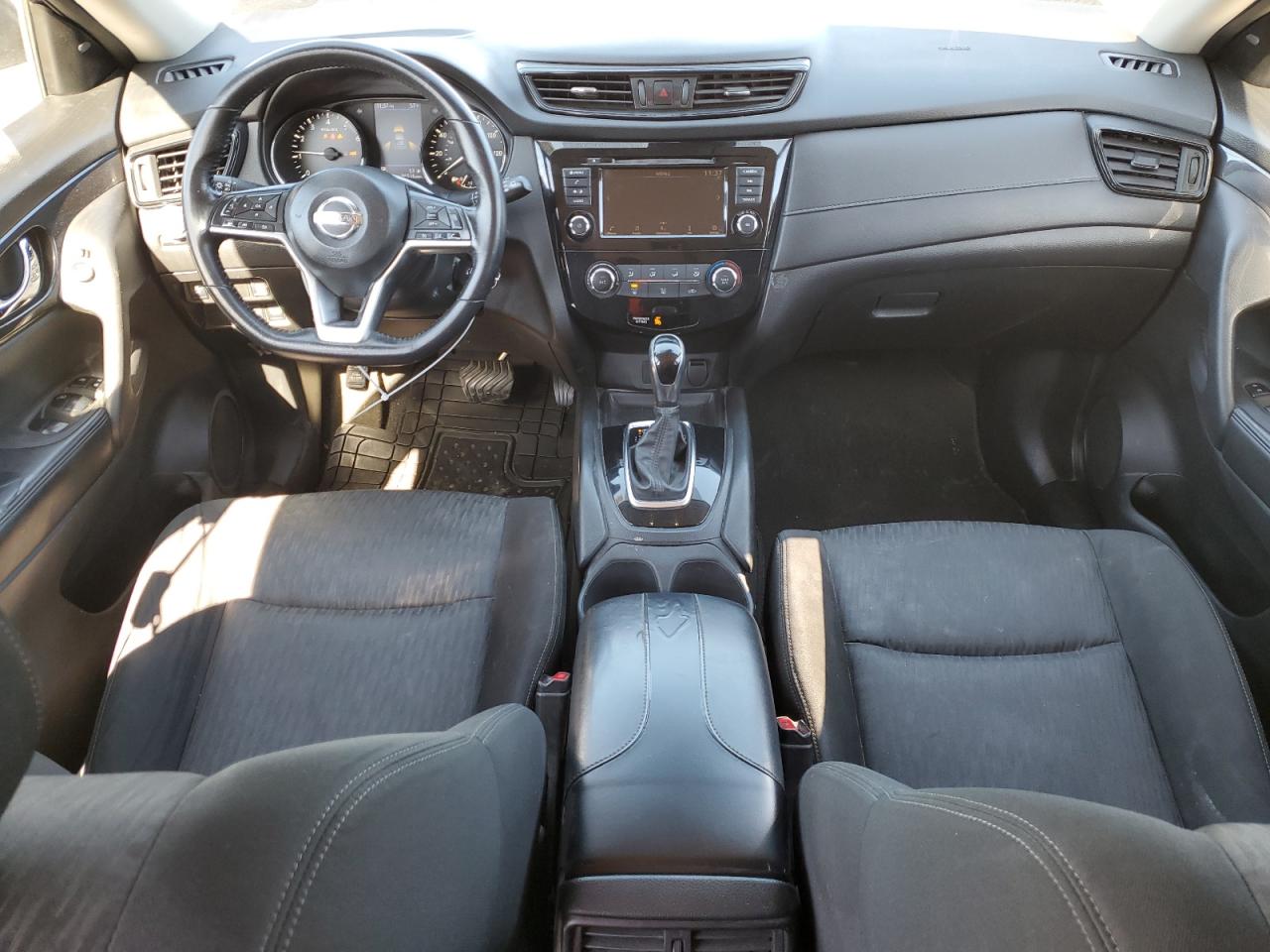 2020 Nissan Rogue - Image 8