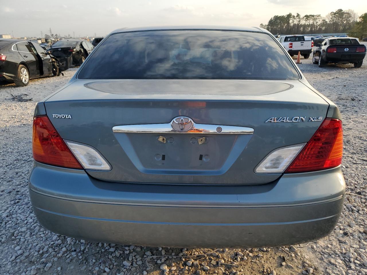 2001 Toyota Avalon Xl VIN: 4T1BF28B41U152118 Lot: 44259595
