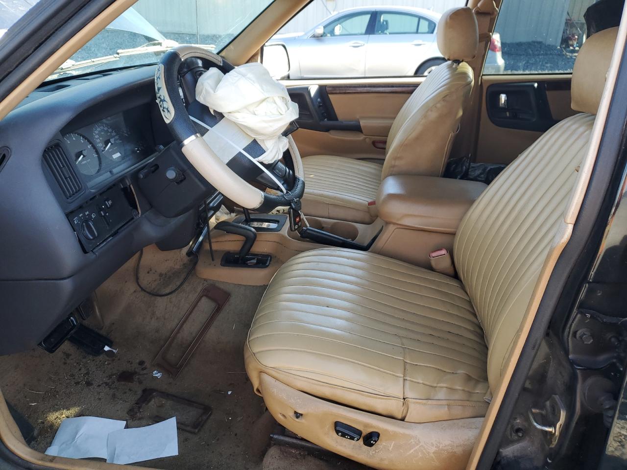 1997 Jeep Grand Cherokee - Image 7