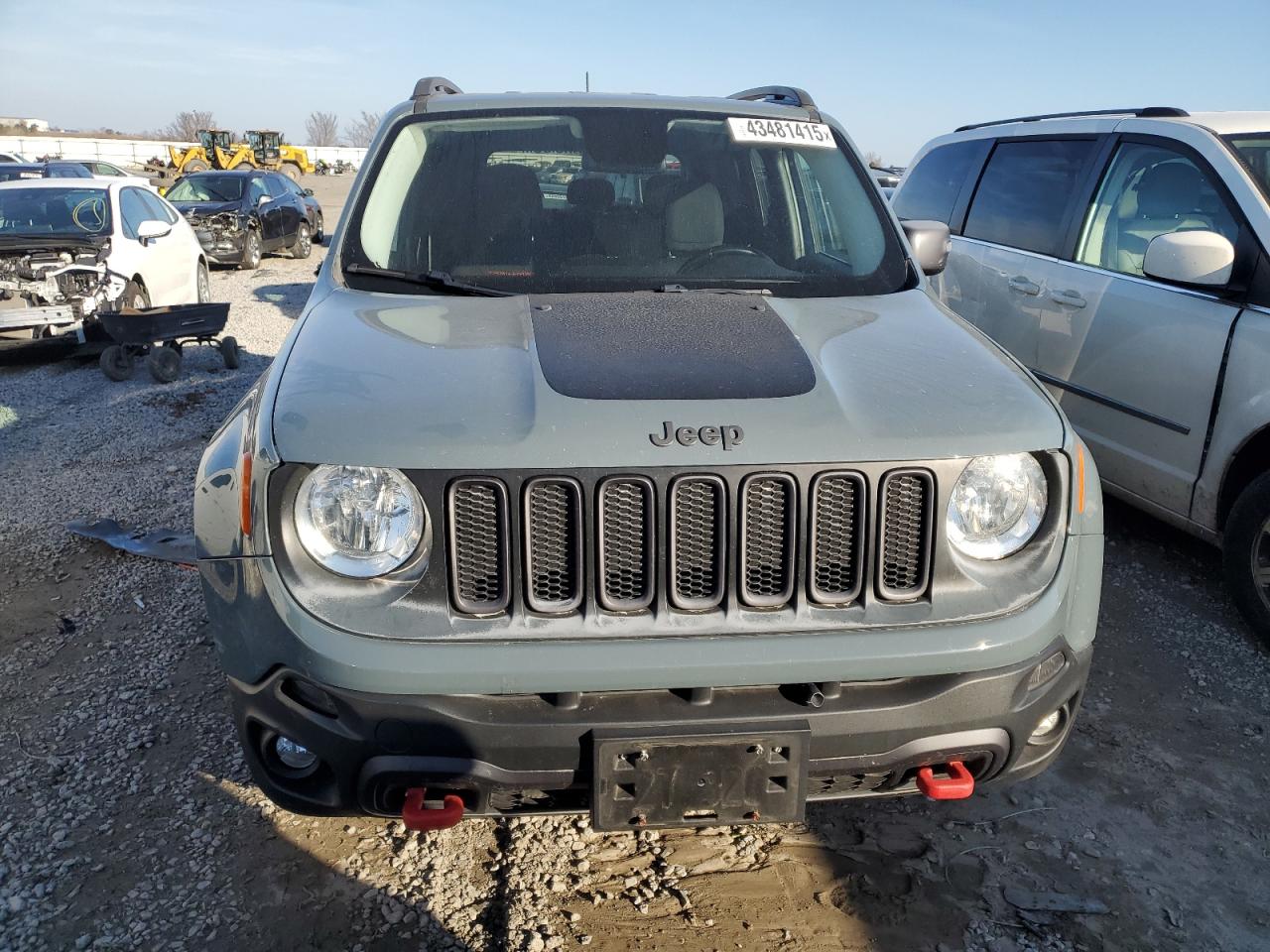 2016 Jeep Renegade - Image 5