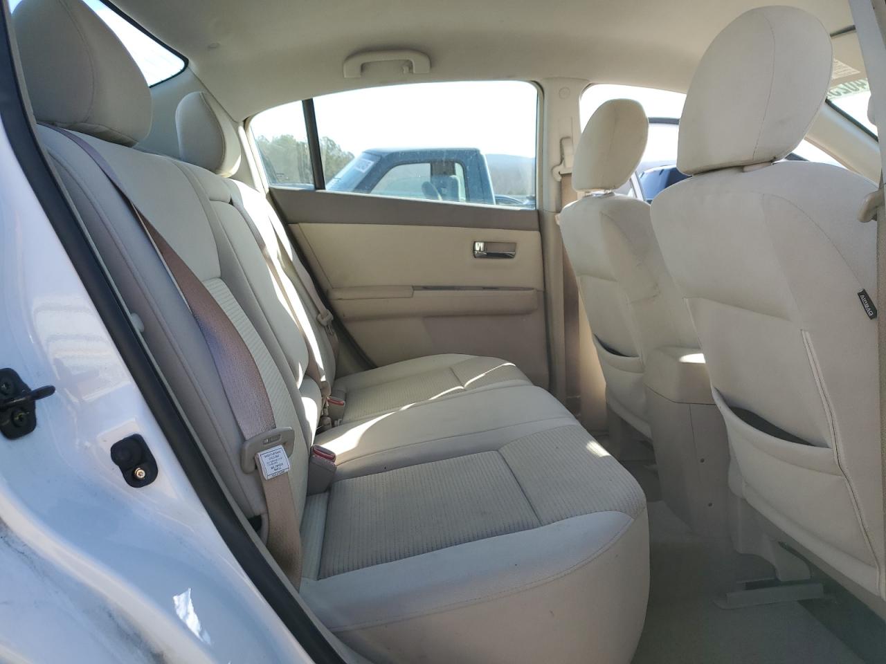 2012 Nissan Sentra - Image 10