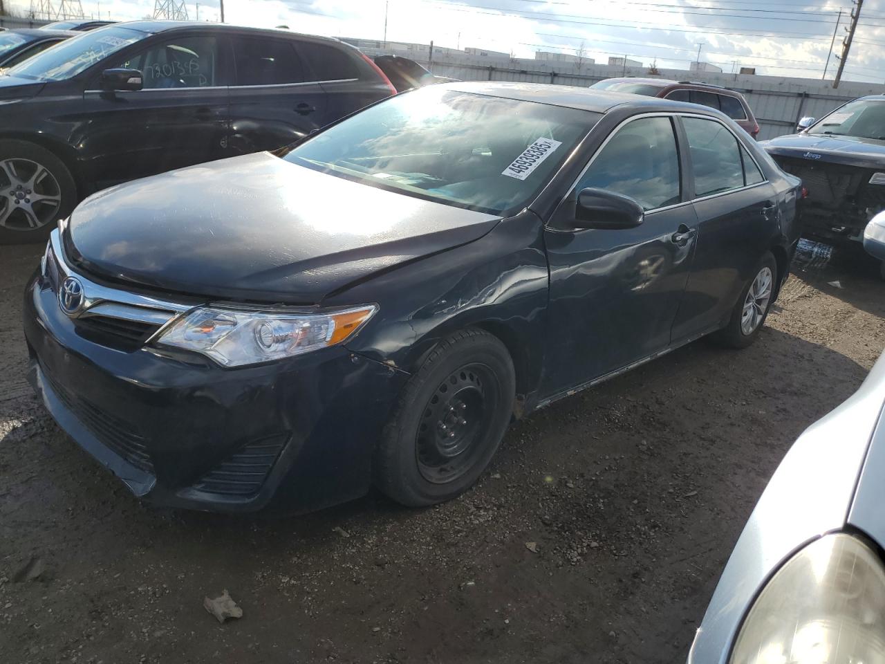 2014 Toyota Camry Hybrid for Sale in Elgin, IL - Mechanical