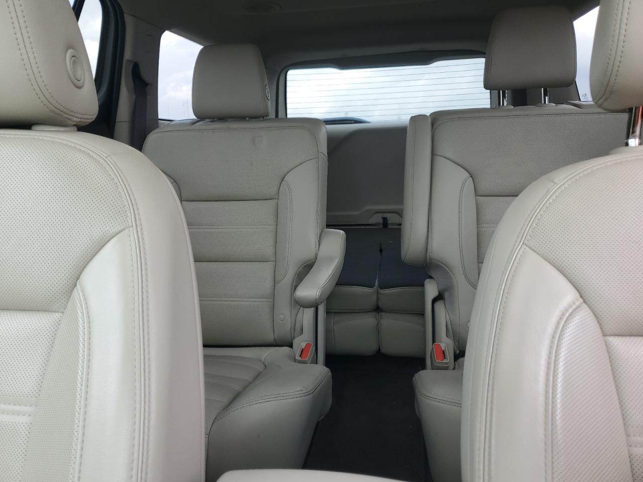 2019 GMC Acadia - Image 10