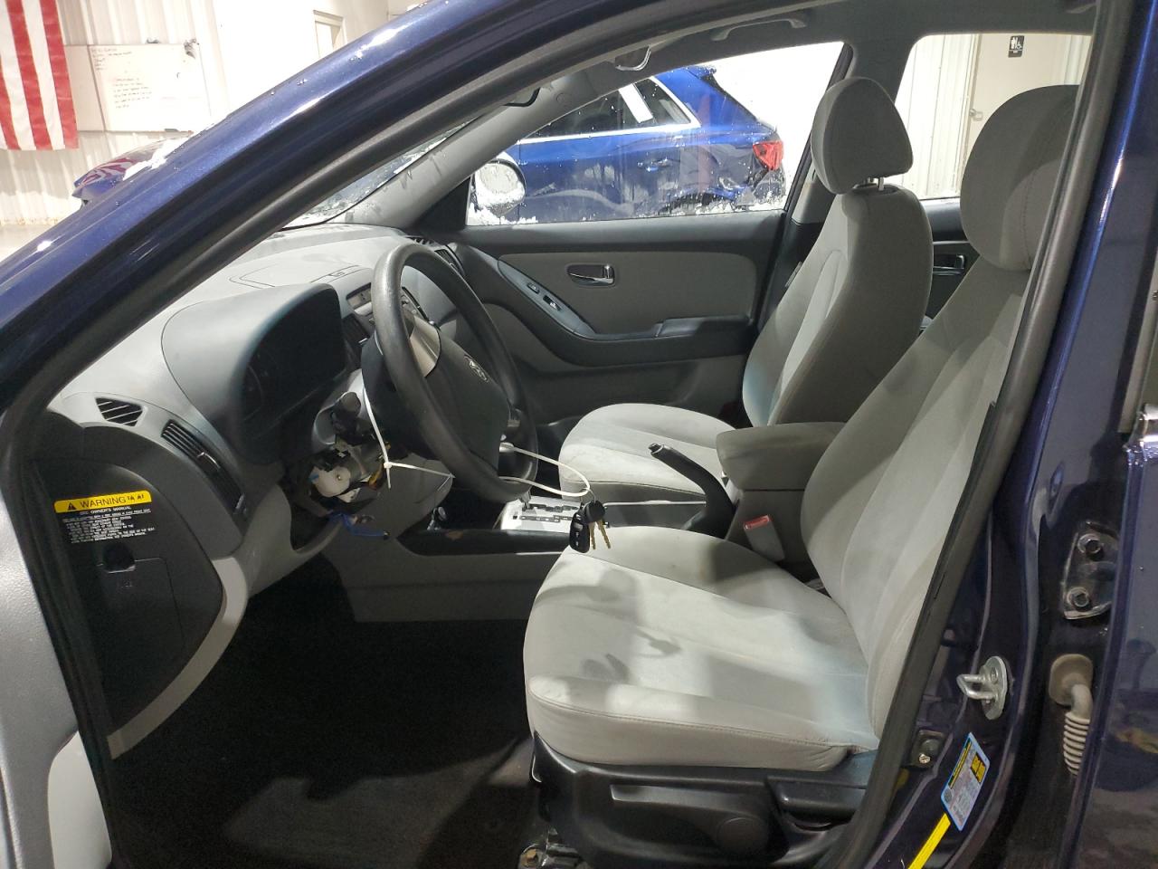 2010 Hyundai Elantra - Image 7