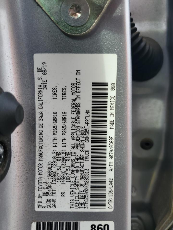 2019 Toyota Tacoma - Image 12